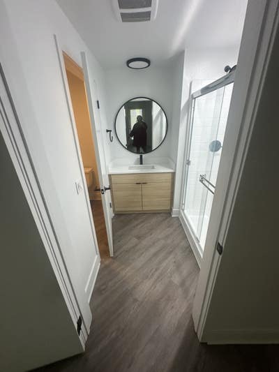 Master bedroom for rent  Main Photo