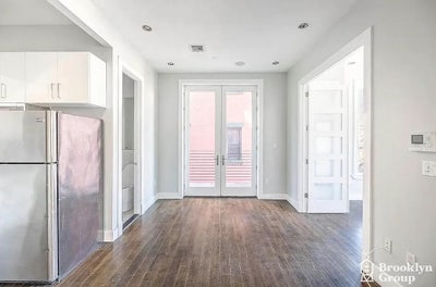Rooms for rent in prime location  Main Photo