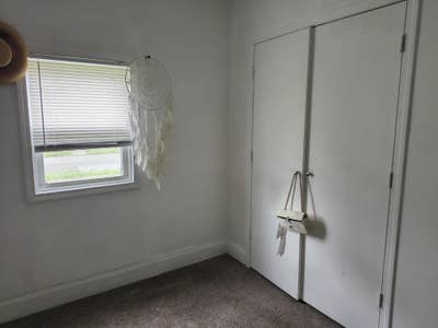 Room for rent  Main Photo