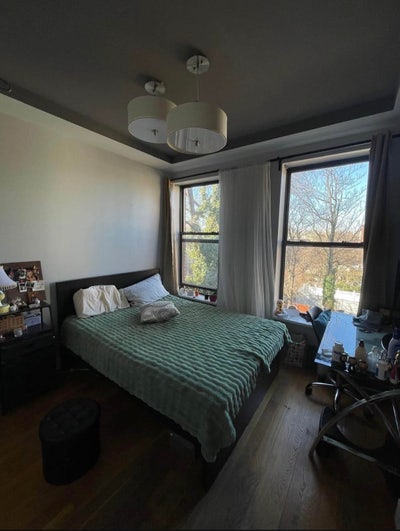 Renting room Main Photo