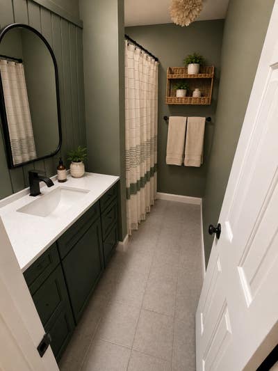 Adorable private room and bathroom available! Main Photo