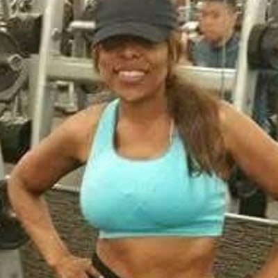 Professional Female seeks a small or large room Main Photo