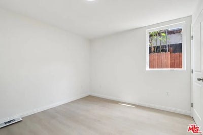 Brand new Private rooms for rent Main Photo