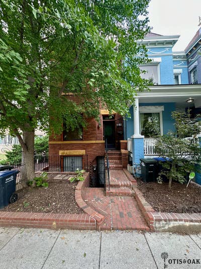Private room in 3BR townhouse in Columbia Heights Main Photo