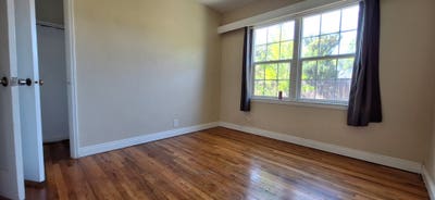 Room for Rentsugarhouse Main Photo