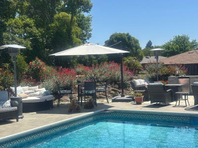 Private Furnished 1 Bed Bath with PoolGymGame Roo Main Photo