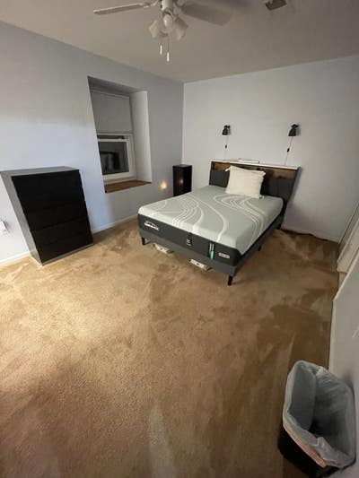 Private bedroom in shared townhouse  Main Photo