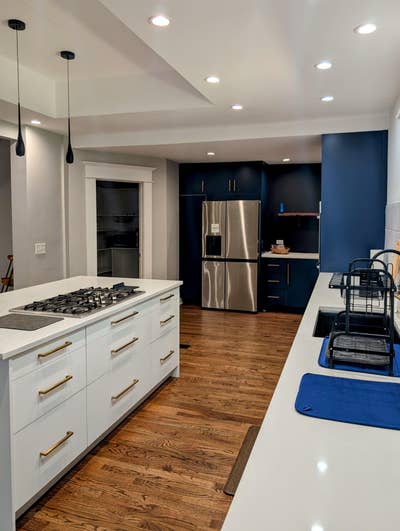 Large Home with Spacious Bedrooms, fast wifi, and  Main Photo