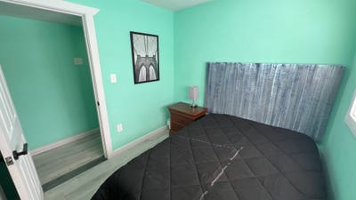 Remodeled room for rent  Main Photo