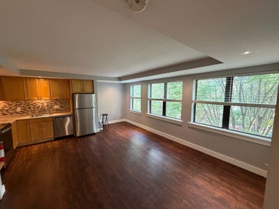 Charming Single Unit in Washington DC_ Oakwood St  Main Photo