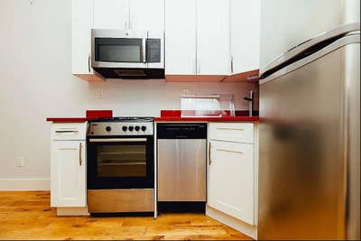 3 Rooms Available Close to Manhatten M Train Main Photo