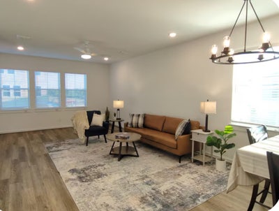 Looking dor a warm place to call home? Main Photo