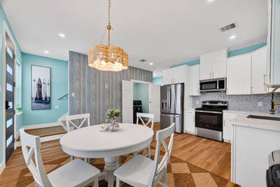 Live in Northside, less than a minute walk to tran Main Photo