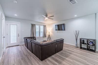 Cedar Crest Home, a 8 minute walk to transit stop  Main Photo