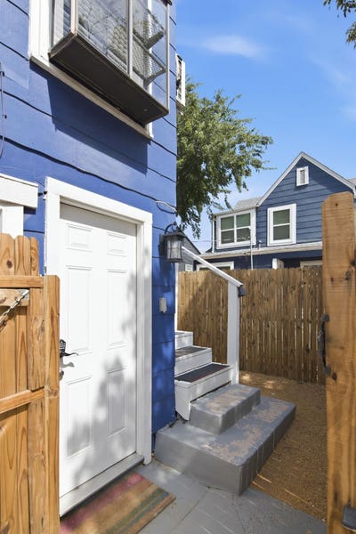 Charming 1 Bed Bath Single Family Home in Fort Wor Main Photo