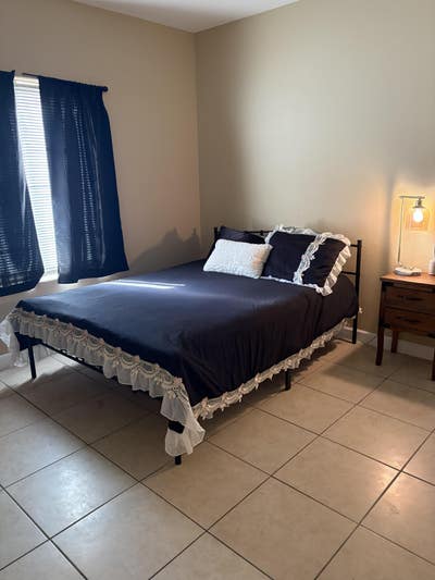 Private Room/ Private bathroom utilities included  Main Photo