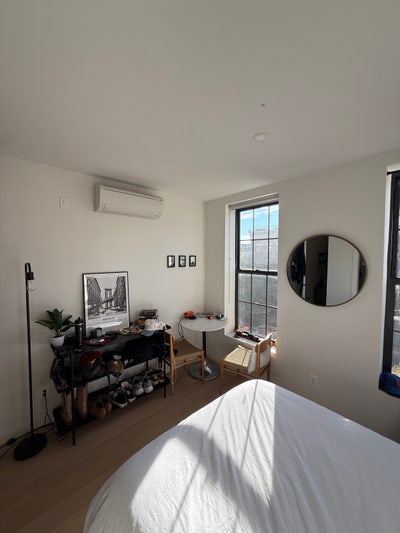 Roomate wanted- rent stabilized apartment Main Photo