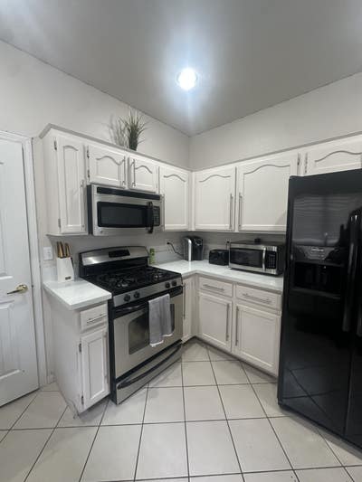 Room for rent in Silverado Ranch  Main Photo