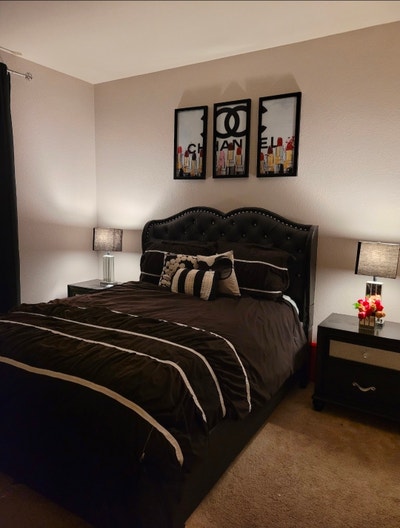 Cozy Pri. Bed. & Bath. in Spacious 5 bed house Main Photo