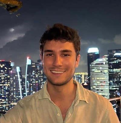 Young Professional Relocating to NYC from London Main Photo