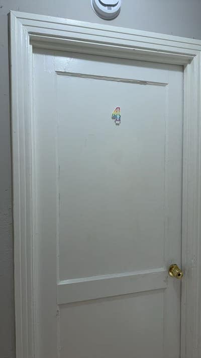 Cozy spacious air conditioned room only $480  Main Photo