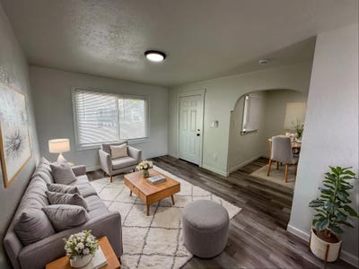 Two Months Free_Updated 1 Bed 1 Bath Unit in Downt Main Photo