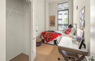 Fully furnished private bedroom & ensuite Bathroom Main Photo