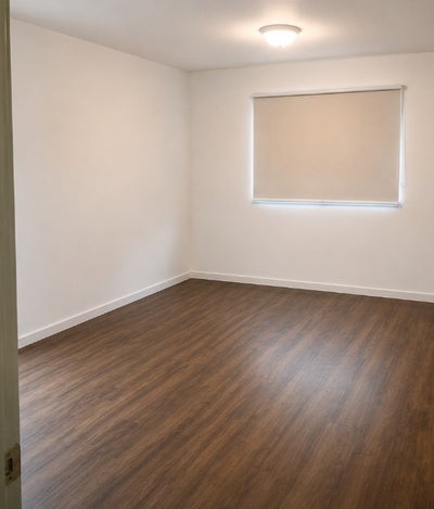 Private room with shared bathroom Main Photo