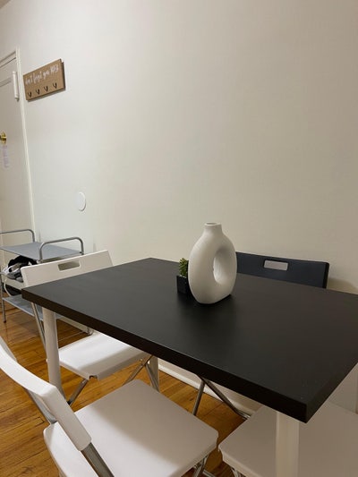 Bed space for men Brooklyn  Main Photo
