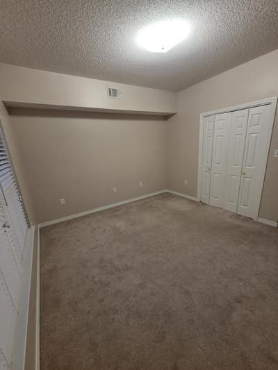 Bedroom with private bathroom Main Photo