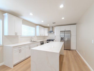 Affordable Room available in newly remodeled home Main Photo