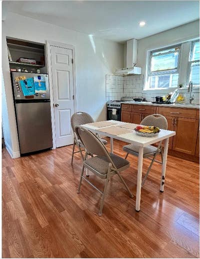 Looking for Cat-Friendly Housemate Long-Term Main Photo