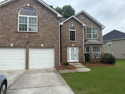 Roomy rooms in Snellville Main Photo