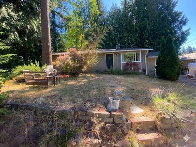 1 Bedroom + Private Bathroom with Private entrance Main Photo