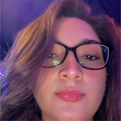 Full-time hospitality, professional looking f... Main Photo