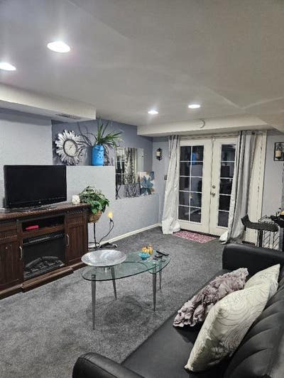 Basement Apartment Main Photo