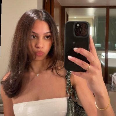 Student Female seeks a small or large room Main Photo