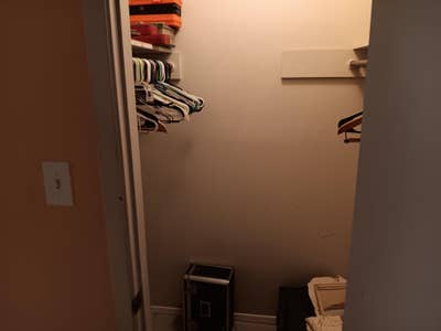 Room available now Main Photo