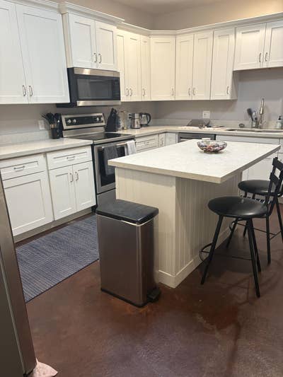 Private room for rent in Holladay! Main Photo