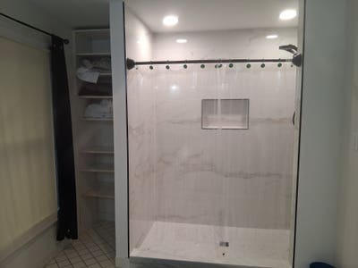 Lakeview Luxury Primary Suite Main Photo