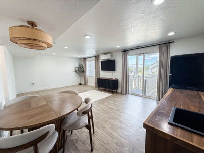Studio Basement Apartment Main Photo