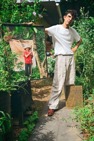 Visual Artist/photographer looking to find a ... Main Photo