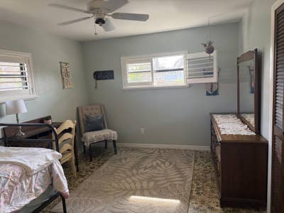 Beachside room for rent  Main Photo