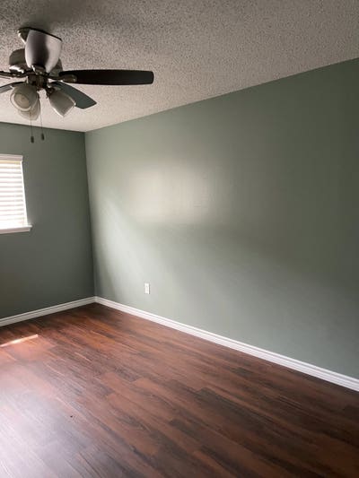 Master Bdroom/House Share  Main Photo
