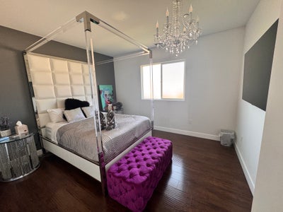 Luxury Beautiful Newer Built Home Main Photo