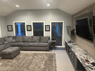 2 bedrooms for rent in spacious house.  Main Photo