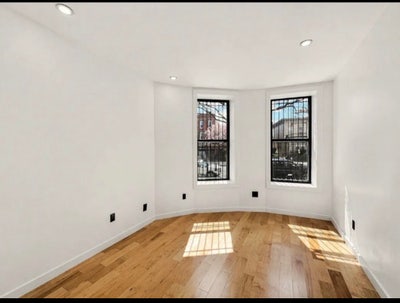 Two Rooms Available Oct 1, Laundry in unit, Bakcya Main Photo