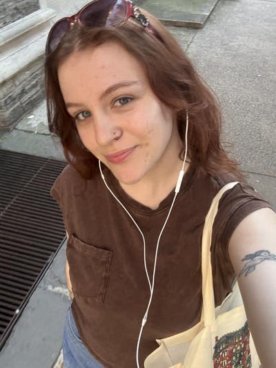 23 year old Female seeks a small or large room Main Photo