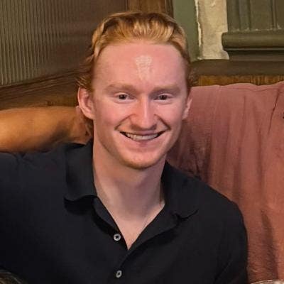   27M seeking friendly Santa Monica share Main Photo