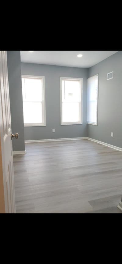 Huge bedrooms  Main Photo
